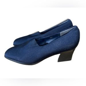 Vintage Vittorio Ricci Studio black heels